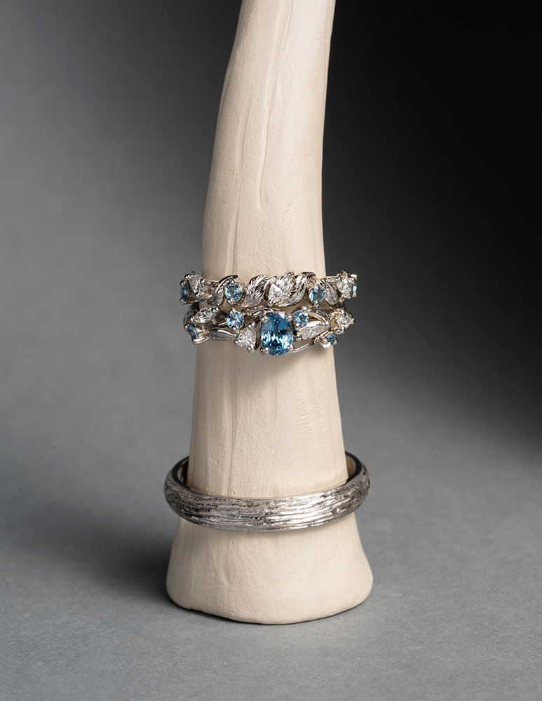 Alliances & Solitaire - Saphirs pastels, Diamants, Or blanc
