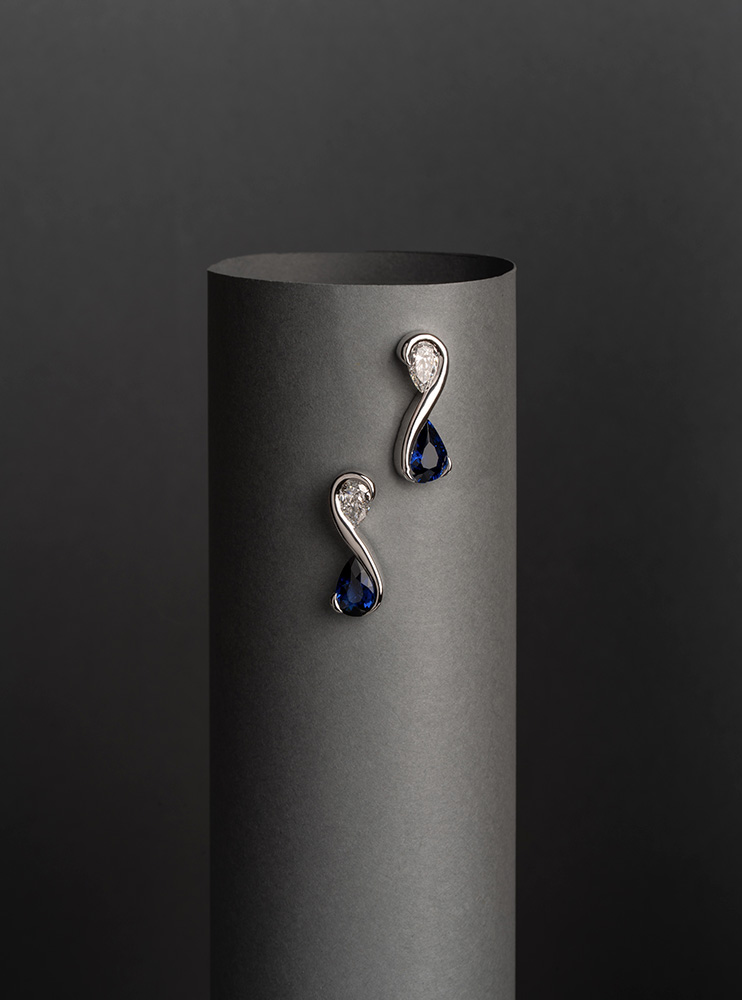 Boucles d'oreilles Arabesque - Saphirs Diamants, Or blanc