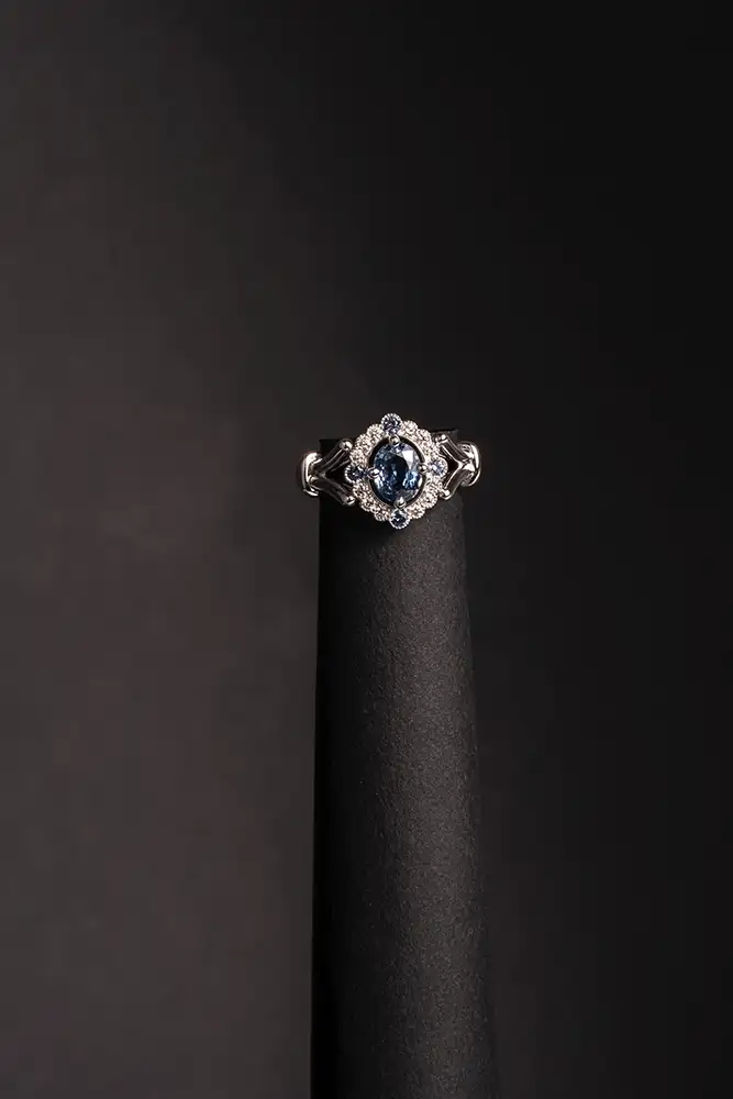 Bague Marguerite - Saphirs, Diamants & Or blanc