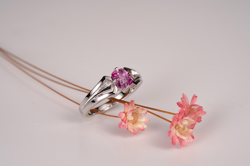 Solitaire "Palmettes" - Saphir Rose & Or blanc