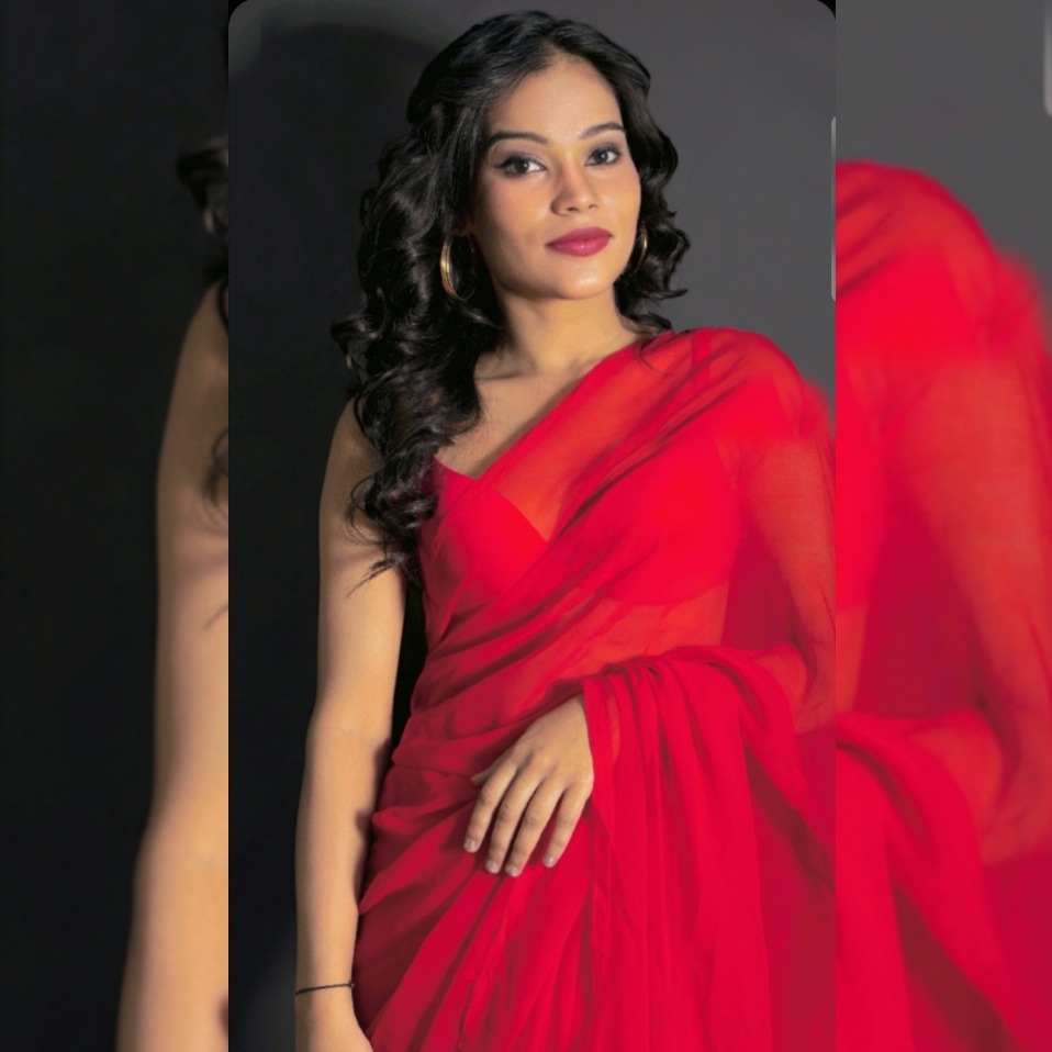 Ayushi, Height 5'1", Delhi