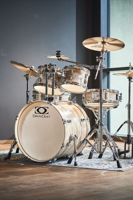 Drum set 