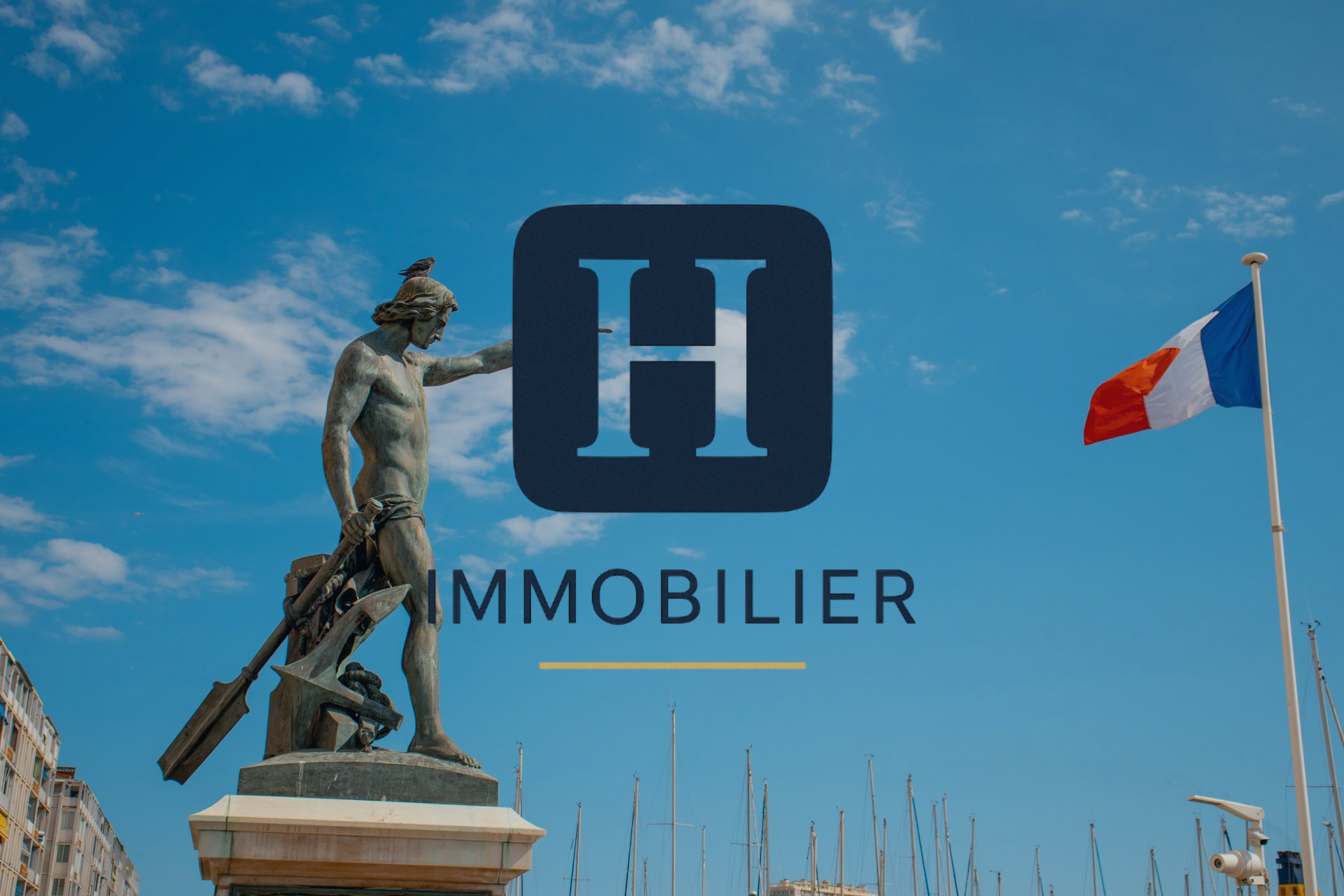 Statut emblématique de Toulon avec LOGO du Hub Immobilier