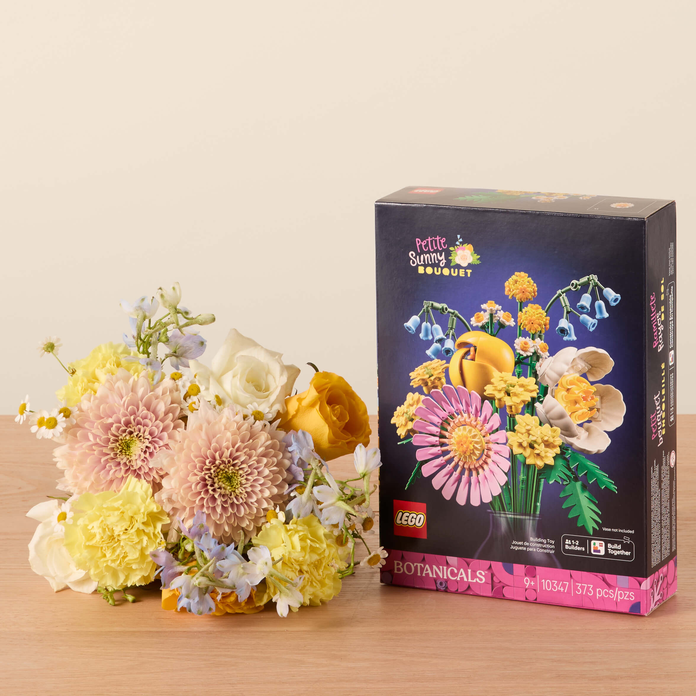 LEGO® Botanicals Petite Sunny Bouquet Gift Set